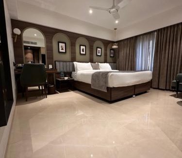 Andheri East Hotel | The International by Tunga