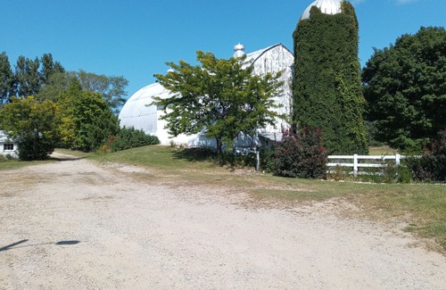 Traverse City House | The Iris Farm