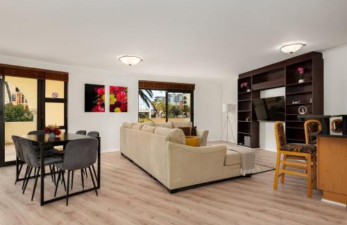 Century City Apartment | The Island Club Luxury Apartments