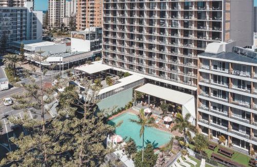 Surfers Paradise Hotel | The Island Gold Coast