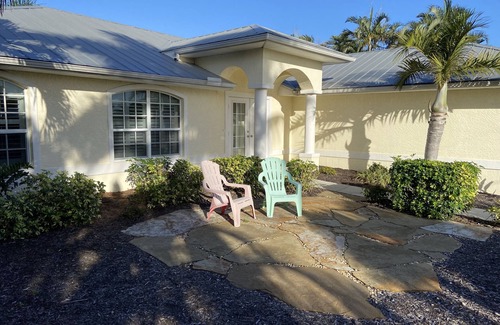 Pine Island Center House | The Island House on Pine Islandnwith heat-pump heated most privacy pool
