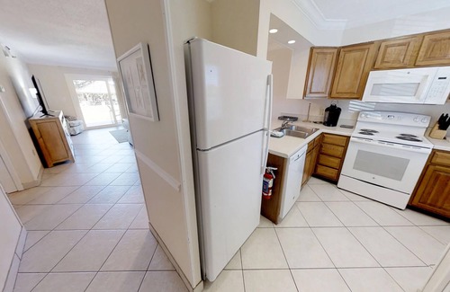Holiday Isle Condo | The Islander 115 Heated Pool- Hot Tub- Pickle Ball