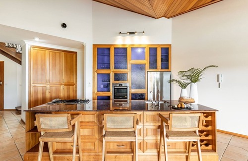 Yamba House | The Islander | Waterfront with Pool