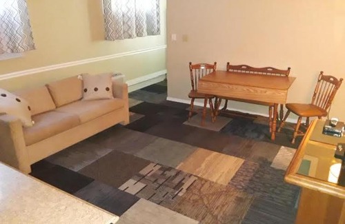 Ivoryton Hotel | The Ivoryton Inn
