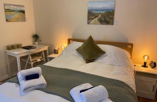 Holbeton House | The Ivy Barn Holbeton