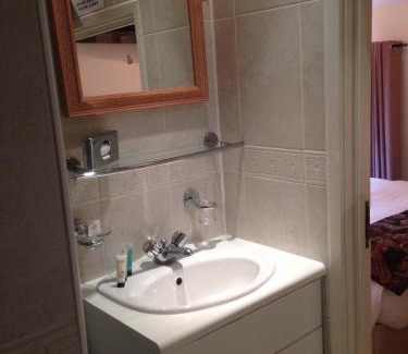 Chalfont St Giles Hotel | The Ivy House