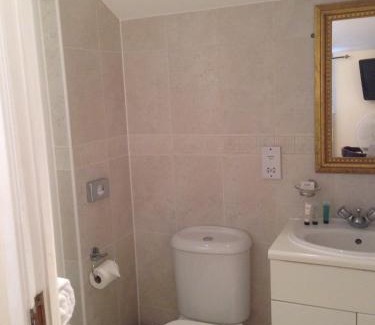 Chalfont St Giles Hotel | The Ivy House