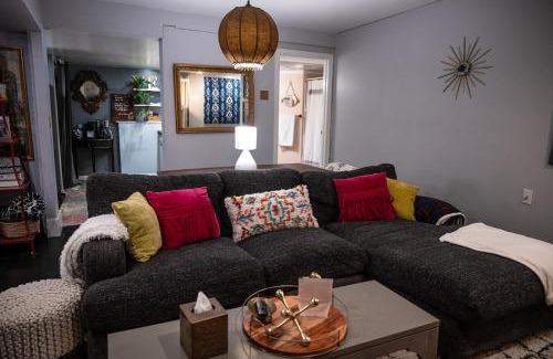 Wenatchee Apartment | The IvyWild - Apartment in Tudor Historic Home