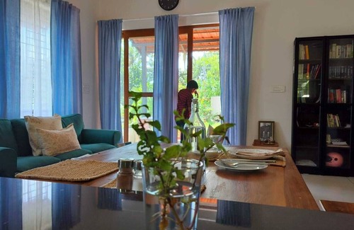 Varkala Bed & Breakfast | The Ixora - A Boutique Homestay