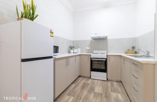 Rapid Creek Apartment | The Jabiru 2 Bed Unit Walk To The Foreshore