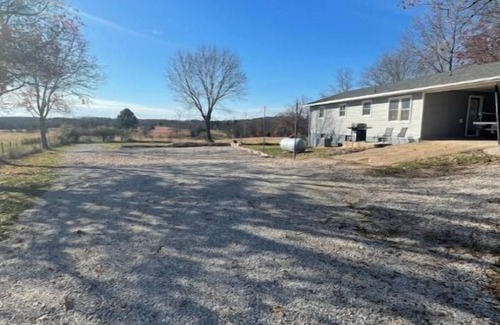 Lenox House | The Jadwin House LLC, Located in Jadwin, Missouri, sleeps 14 guests.