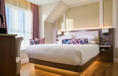 Tralee Hotel | The James Hotel