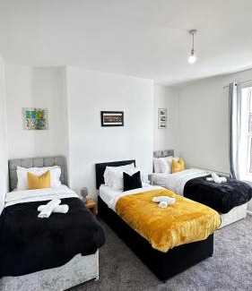 Jarrow Apartment | The Jarrow Comfort Hub, Spacious & Modern Living, 3bedroom apartment near Newcastle