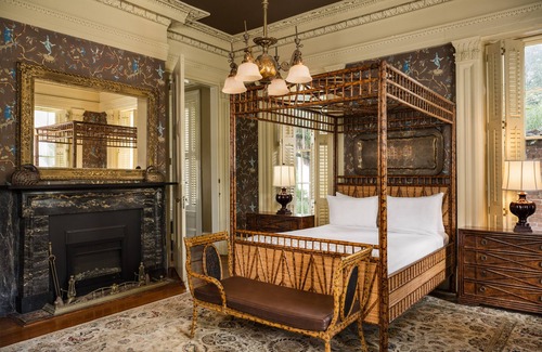 Charleston Historic District House | The Jasmine House