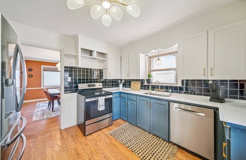 Turner Park House | The Jimi Hendrix Experience