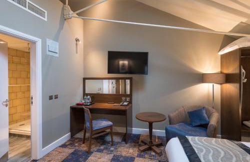 Andover Hotel | The John Russell Fox Wetherspoon