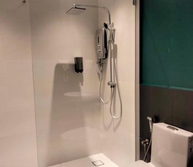 Downtown George Town Hotel | The Journey hotel