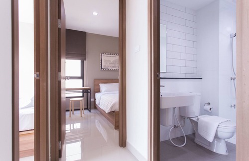 Lak Si Hotel | The Journey Hotel