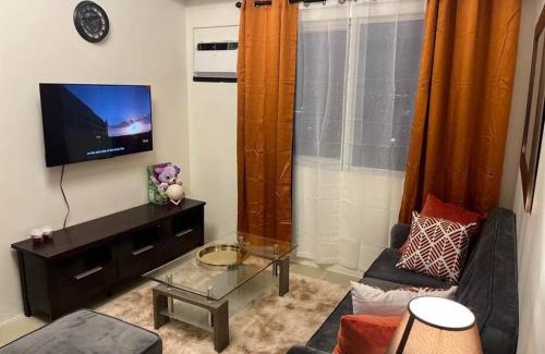 Santa Mesa Apartment | The Journeyman Suite at Covent Garden Sta Mesa Manila
