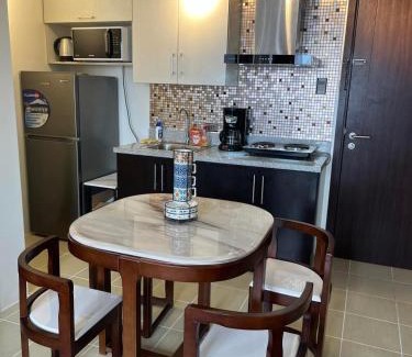Santa Mesa Apartment | The Journeyman Suite at Covent Garden Sta Mesa Manila