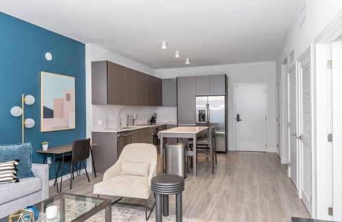 Wynwood Art District Apartment | The Juliet VII Vibe 8702