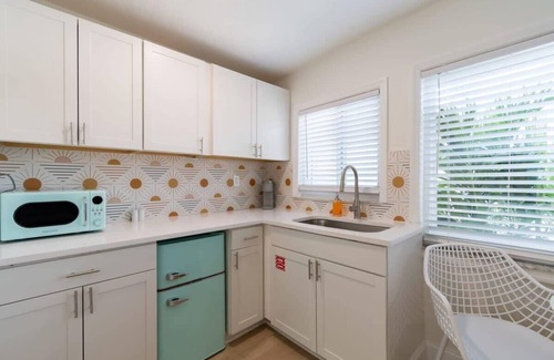 Cocoa Beach Condo | THE JUNI - Studio Steps From Beach & Downtown
