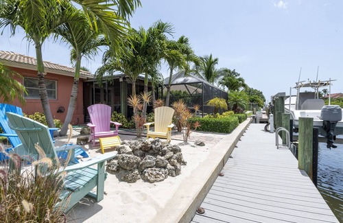 Palm Beach Gardens House | The Juno Hideaway | Waterfront Dock, Pool, Firepit