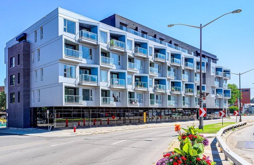 La Cite-Limoilou Apartment | The Kaméléon, The hut