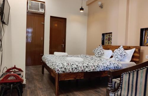 Shyam Nagar Hotel | The Karauli Villa by Le Pension Stays