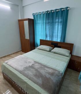 Sulthan Bathery Hotel | The Karlyle Homestay