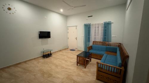 Sulthan Bathery Hotel | The Karlyle Homestay