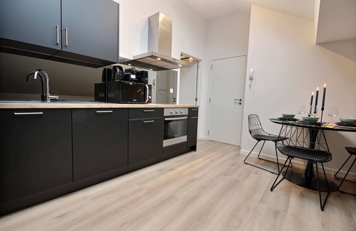 Saint-Laurent Apartment | The KAT106 - 1 bedroom