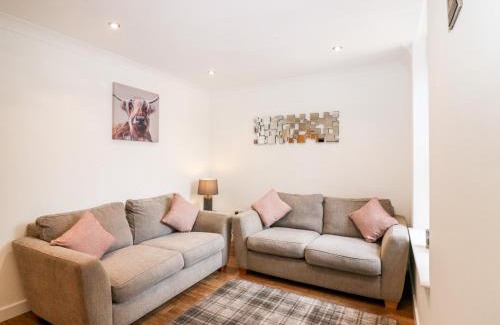 Keith Apartment | The Keepers Cottage at The Institute Executive Apartments