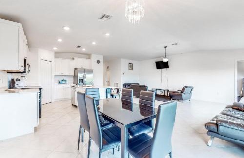 Lehigh Acres House | The King Charlie