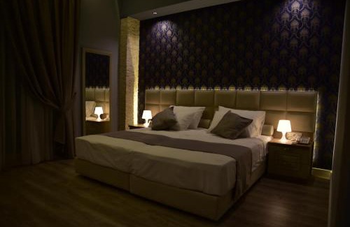 Rade Hotel | The King Resort