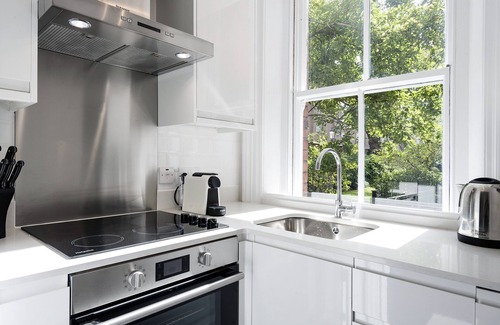 Belgravia Apartment | The King's Road Suite next to Sloane Square