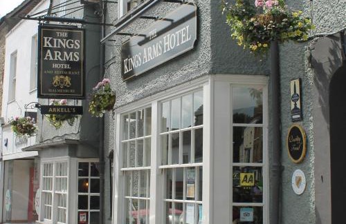 Malmesbury Hotel | The Kings Arms Hotel