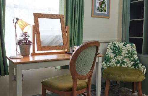 Hoveton Hotel | The Kings Head Wroxham by Greene King Inns