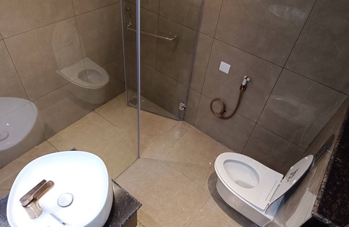 Nungambakkam Hotel | The Kings Park Grand