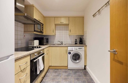 Haggerston Apartment | The Kingsland Place - Adorable 2BDR Flat