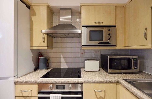 Haggerston Apartment | The Kingsland Place - Adorable 2BDR Flat
