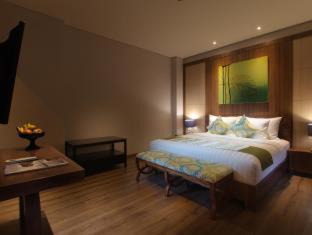 Batu Bolong Hotel | The Kirana Canggu Hotel