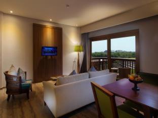 Batu Bolong Hotel | The Kirana Canggu Hotel