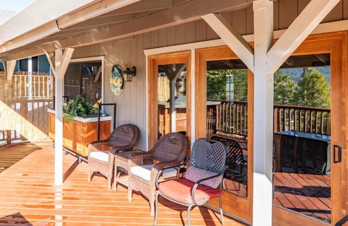 Bass Lake House | The Knotty Pines