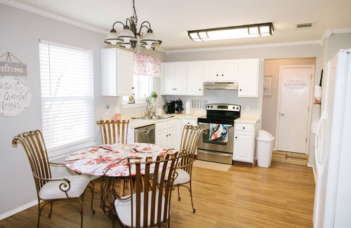 Georgetown House | The Koi House Georgetown: 35 Minutes from Downtown Austin and Airport