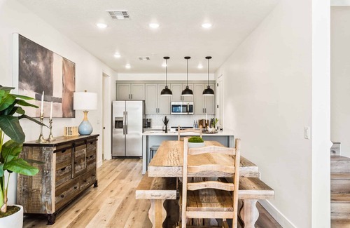St. George Condo | The Kokomo: Desert Color Lagoon + Beaches