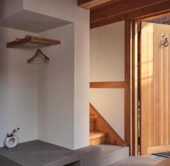 Jongno Bed & Breakfast | The Korean Traditional Hanok in Downtown Seoul for convenient public transportation - Seoul Ari
