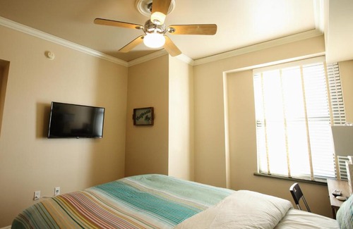 Anaheim Colony Historic District Apartment | The Kraemer Building