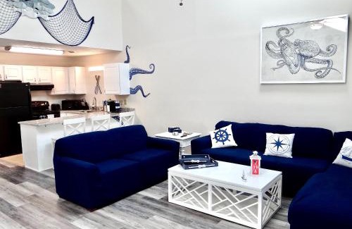Surfside Beach Apartment | The Kraken Surfside Beach