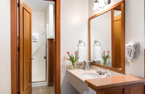 La Conner Hotel | The La Conner Inn